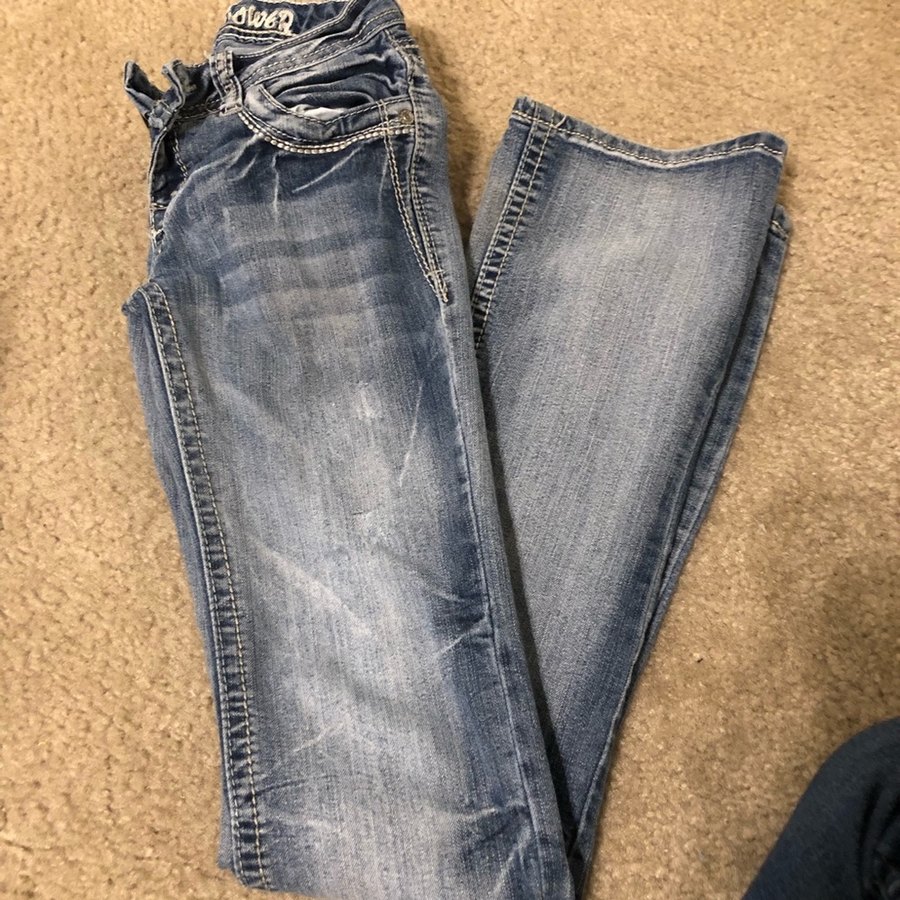 3 for $15! Wallflower slightly distressed jeans